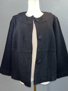 REVUE 100% WOOL PLEAT BACK BLACK  CROPPED SWING JACKET - EUC - PETITE LARGE